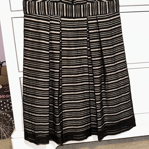 BCBG DRESS - Picture 3 of 8